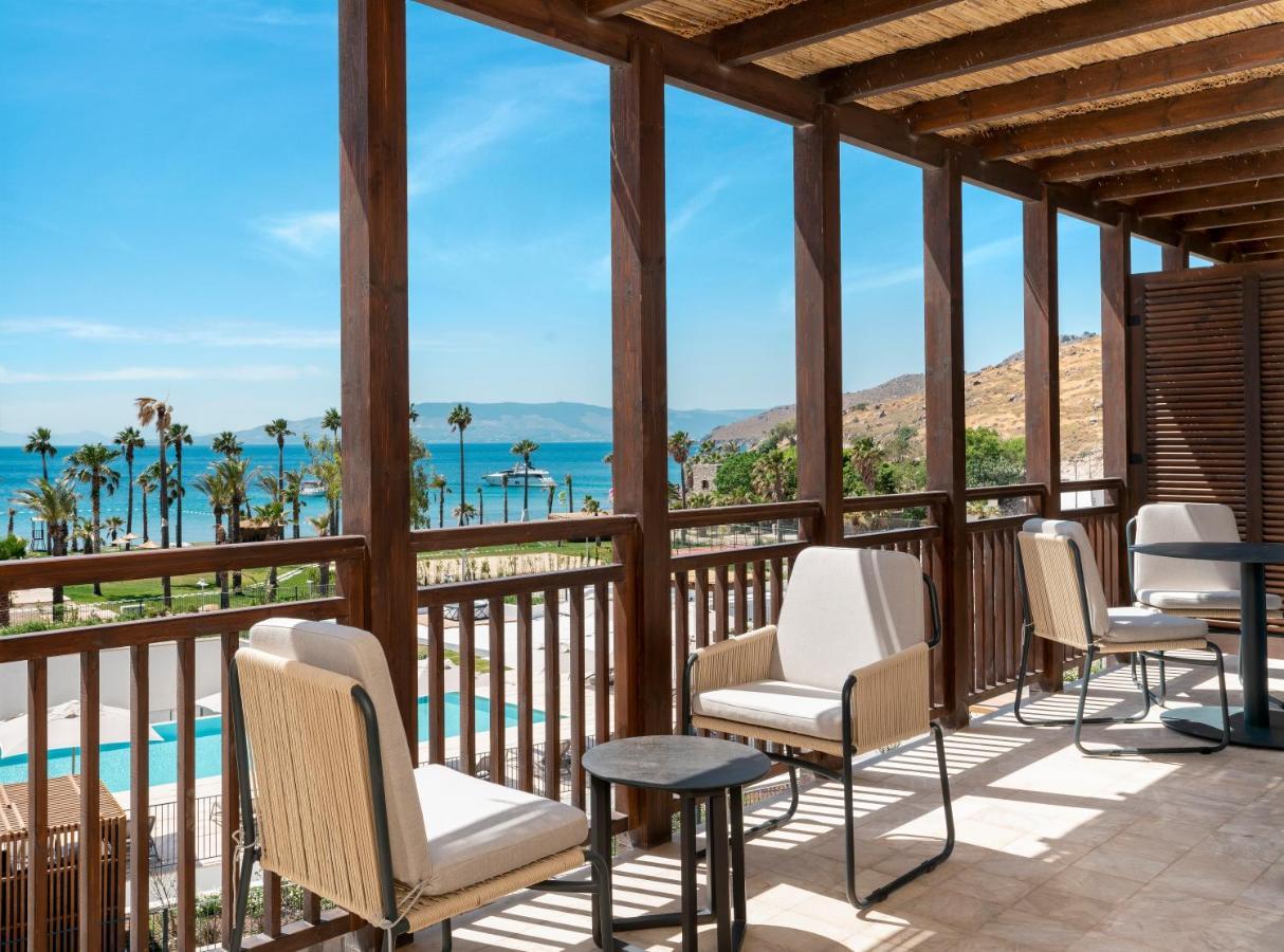 Radisson Collection Hotel, Bodrum Akyarlar Exterior foto The Westin Resort & Villas, Naoussa, Paros