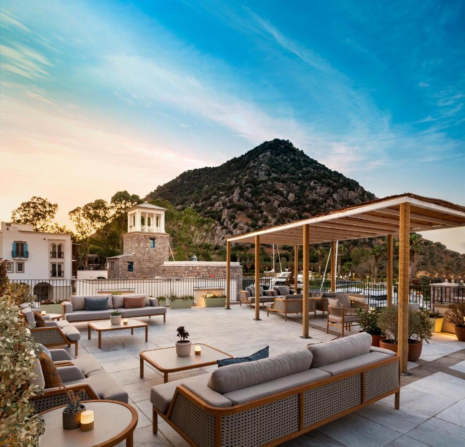 Radisson Collection Hotel, Bodrum Akyarlar Exterior foto The hotel's rooftop
